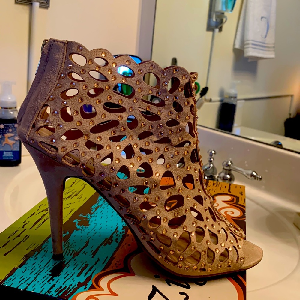Zigi soho bling sandals